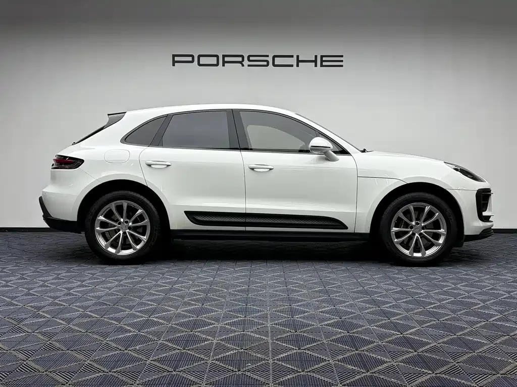 Porsche Macan — фото 6