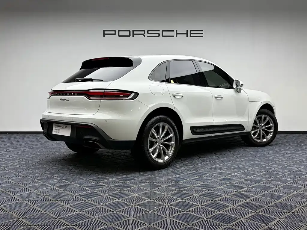 Porsche Macan — фото 7