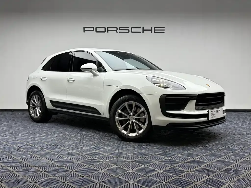 Porsche Macan — фото 8