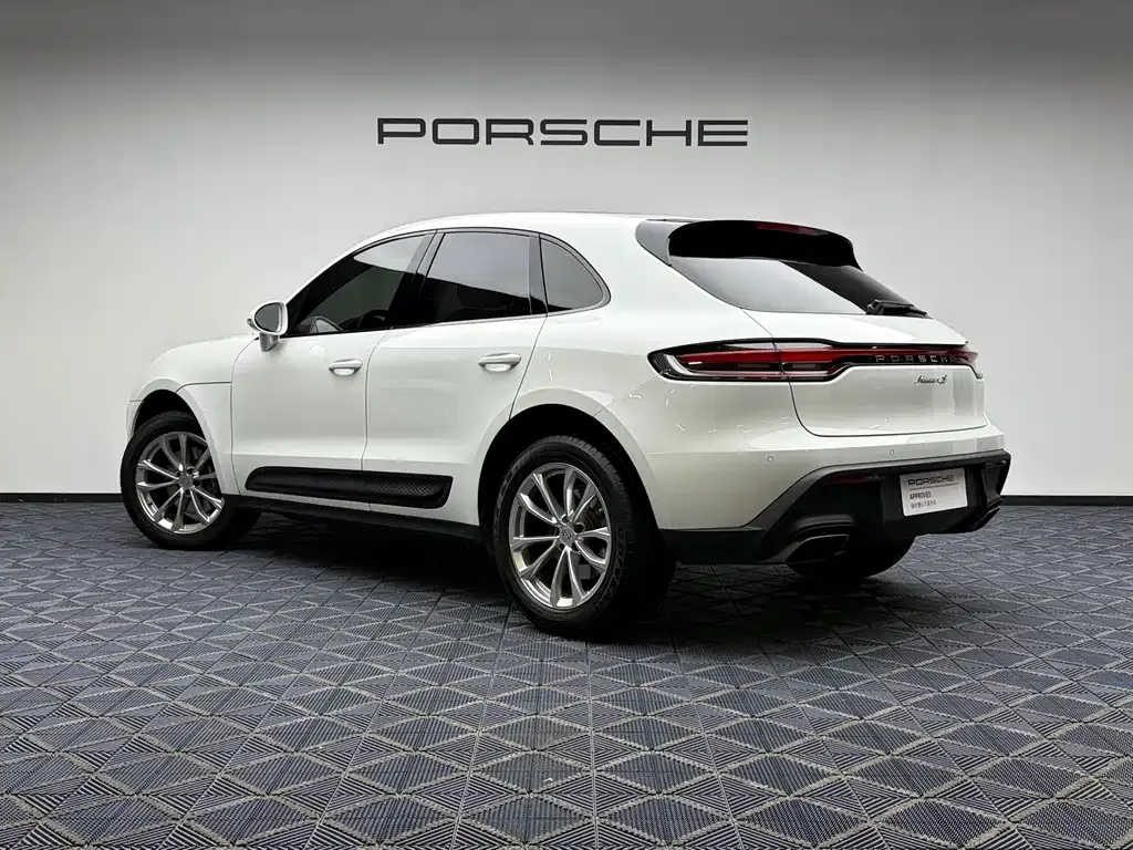 Porsche Macan — фото 5