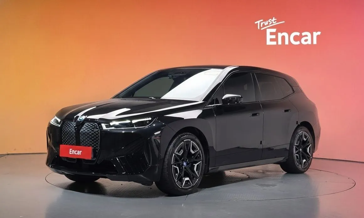 BMW iX