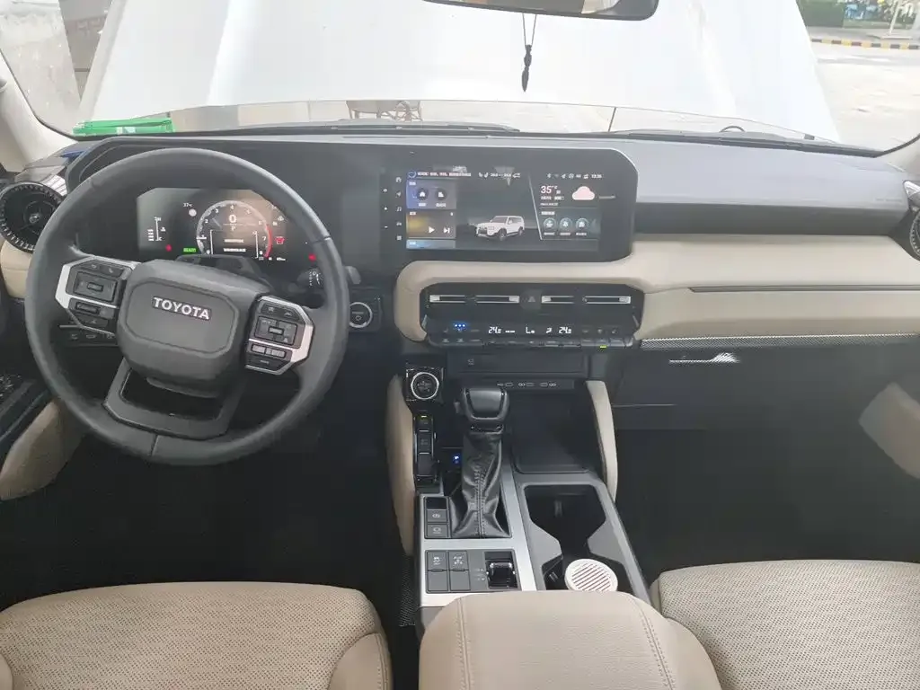 Toyota Prado 2024 из CN, фото 6