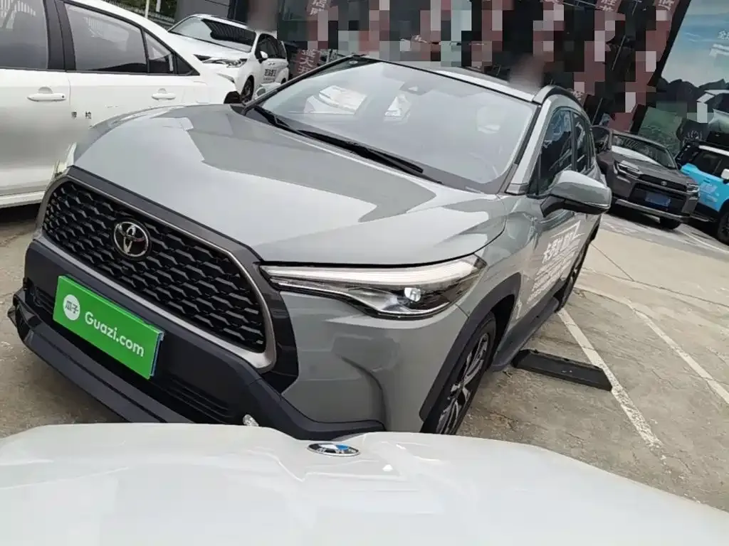 Toyota Corolla Cross — фото 1