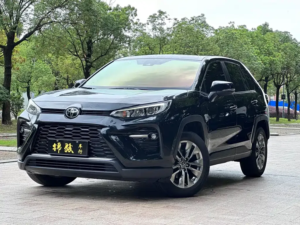 Toyota Wildlander — фото 8