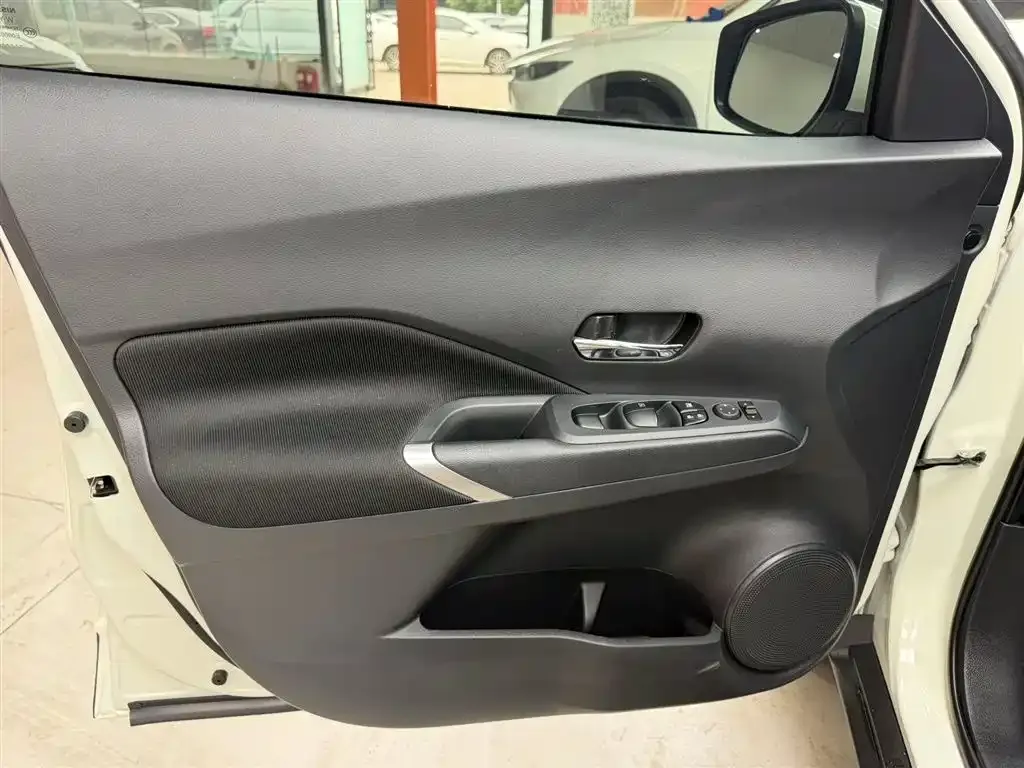 Nissan Kicks — фото 5