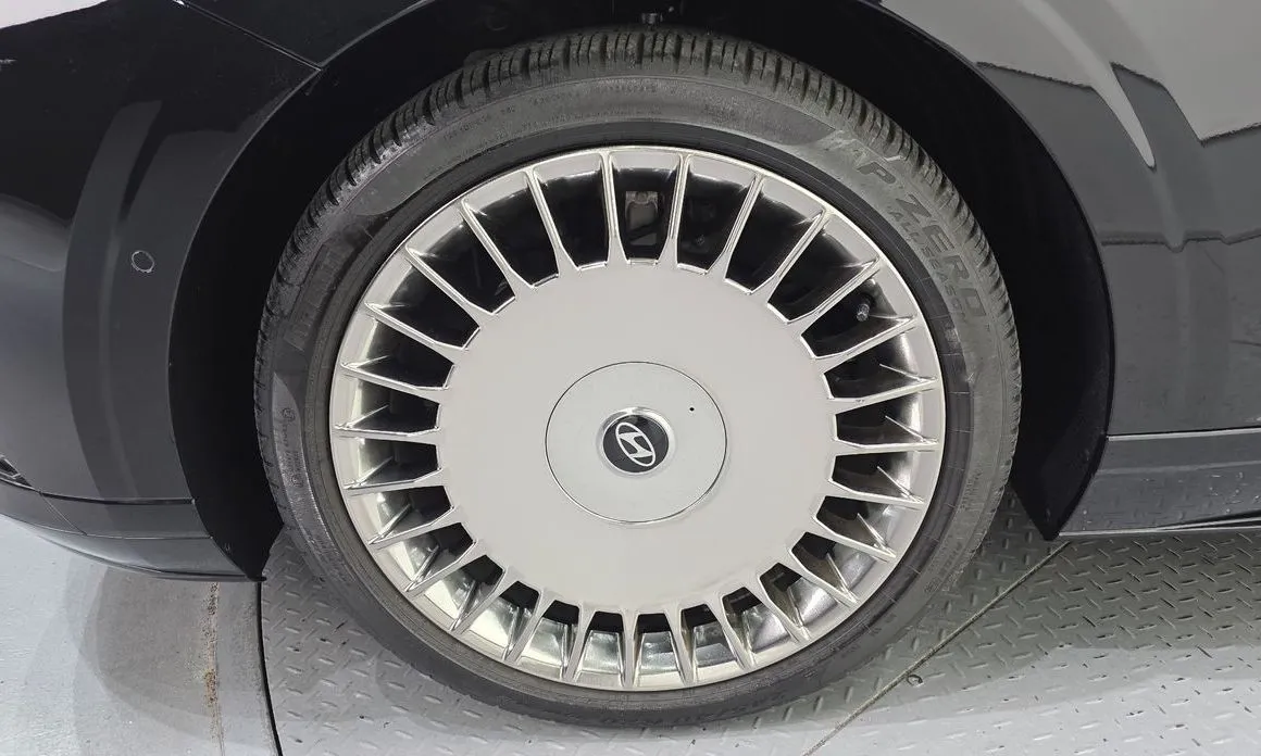 Hyundai Grandeur 2023 из KR, фото 8