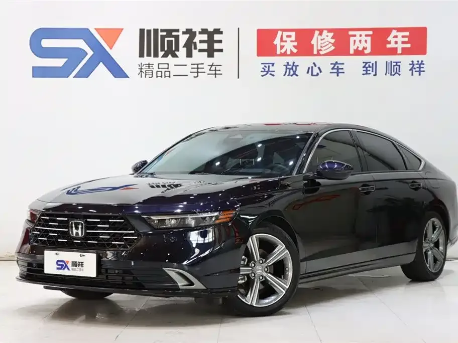 Honda Accord — фото 1