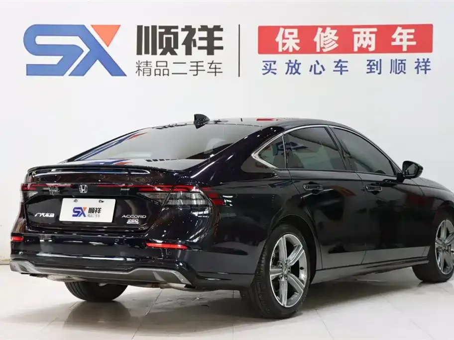 Honda Accord — фото 5