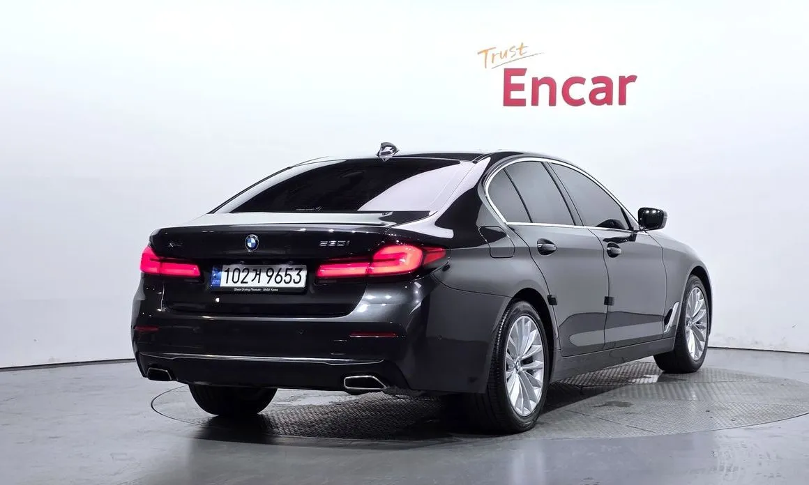BMW 5-Series 2022 из KR, фото 10