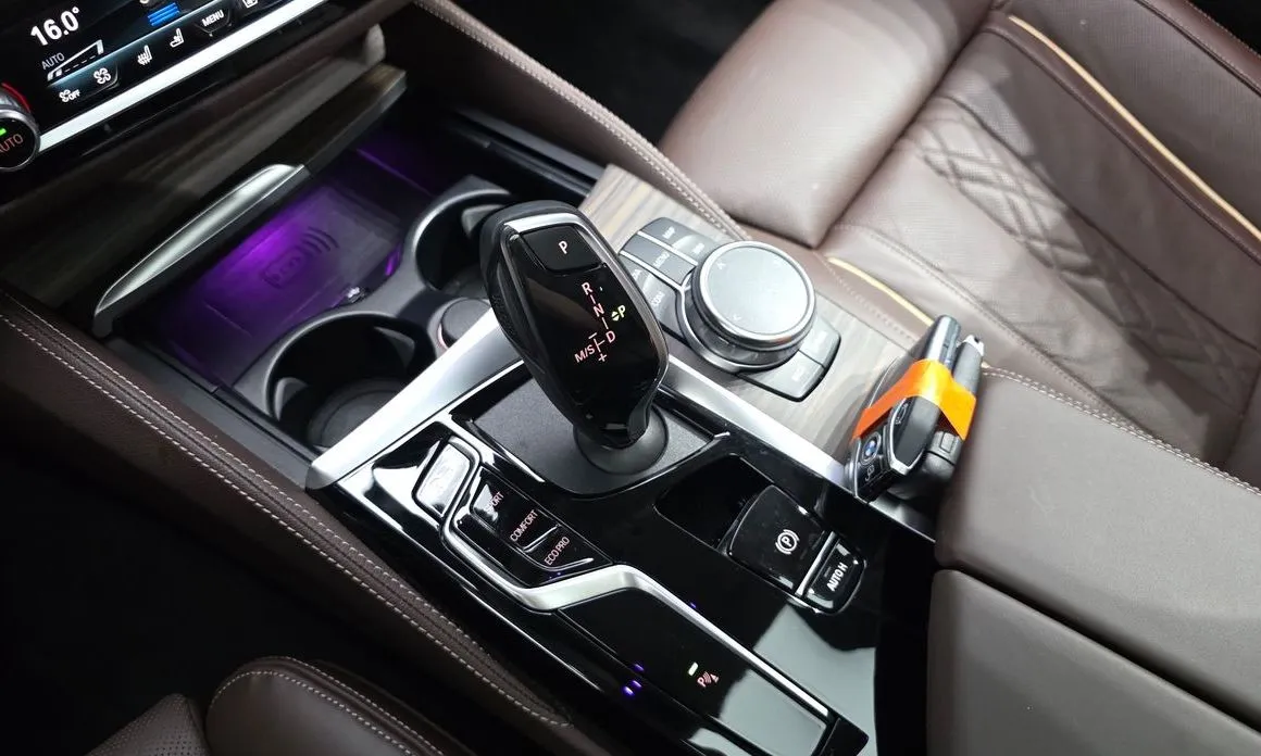 BMW 5-Series 2022 из KR, фото 7