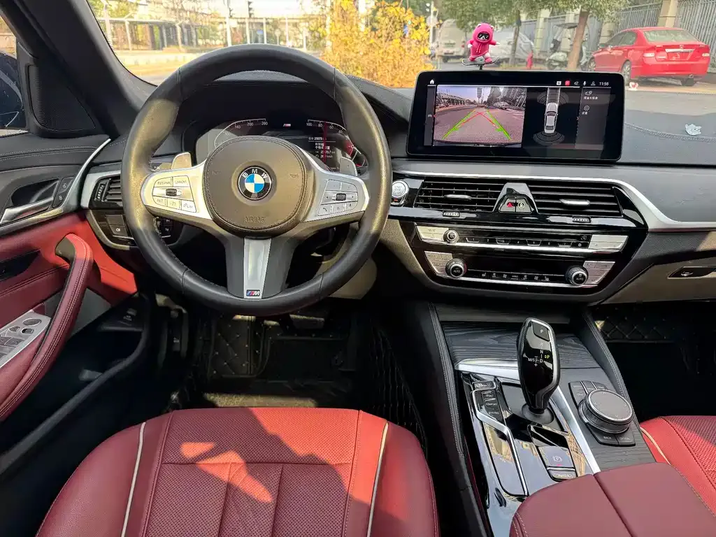 BMW 5 Series — фото 4