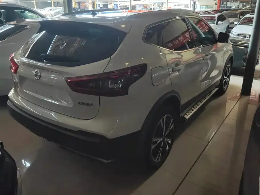 Nissan Qashqai — фото 3