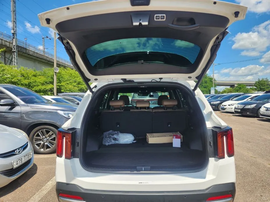 Kia Sorento — фото 7