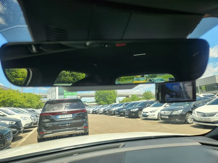 Kia Sorento — фото 10