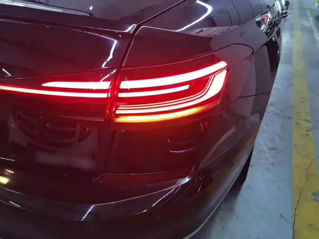 Volkswagen Passat — фото 2