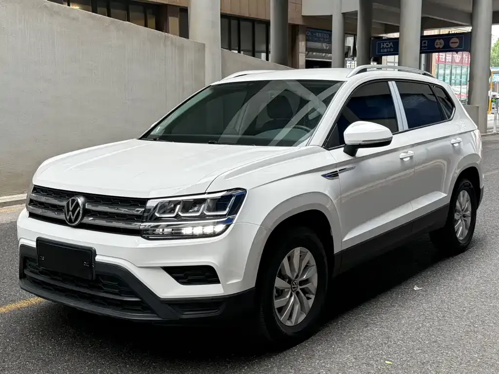 Volkswagen Tharu — фото 1