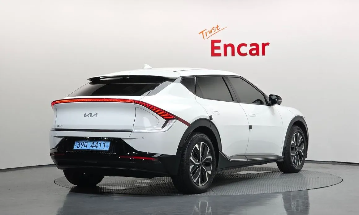 Kia EV6 — фото 2