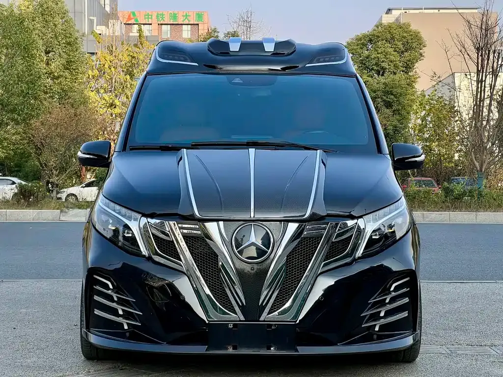 Mercedes-Benz V-Class — фото 7