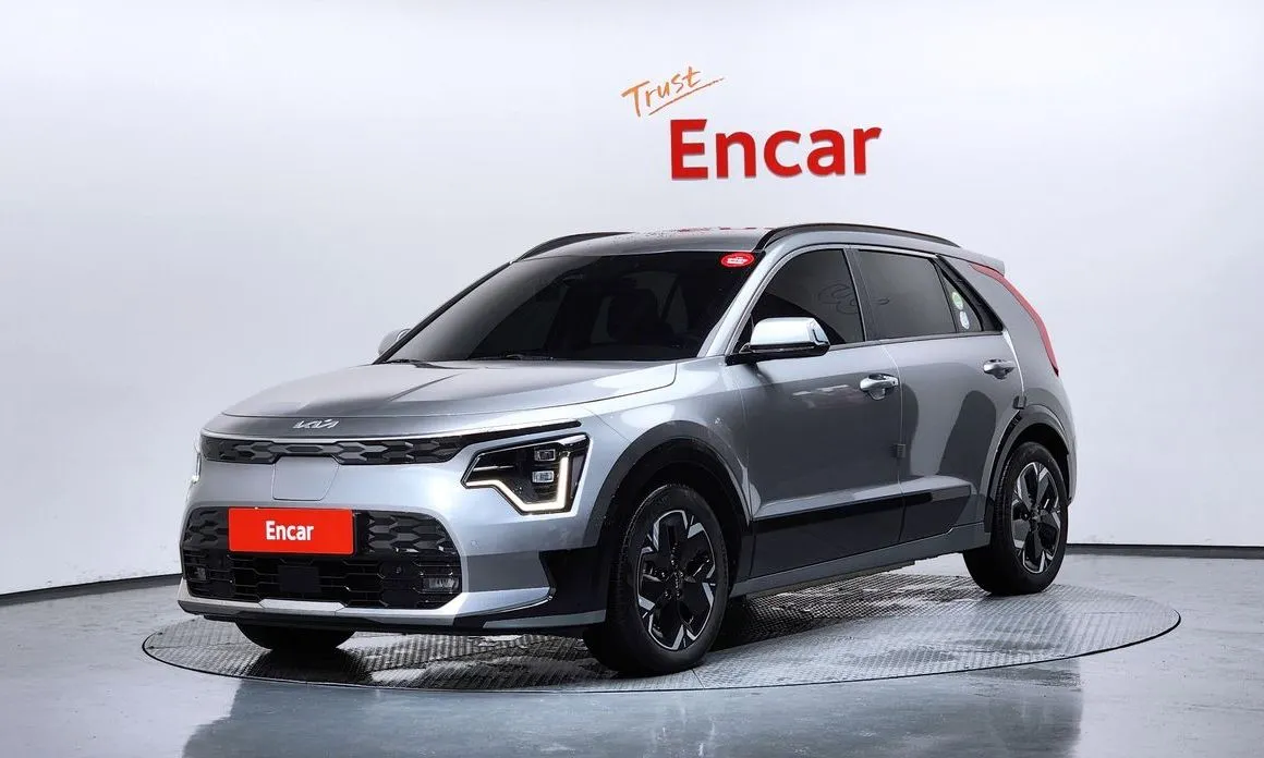 Kia Niro — фото 1