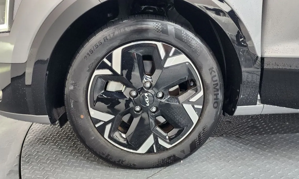 Kia Niro — фото 10