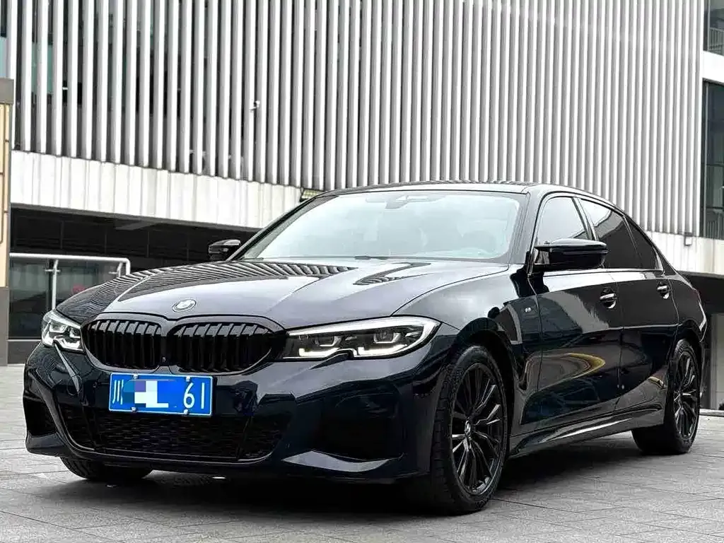 BMW 3 Series — фото 1