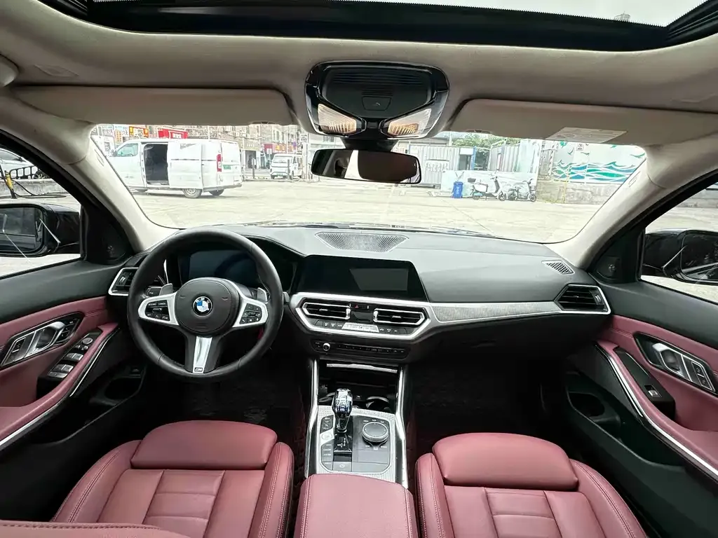 BMW 3 Series 2021 из CN, фото 4