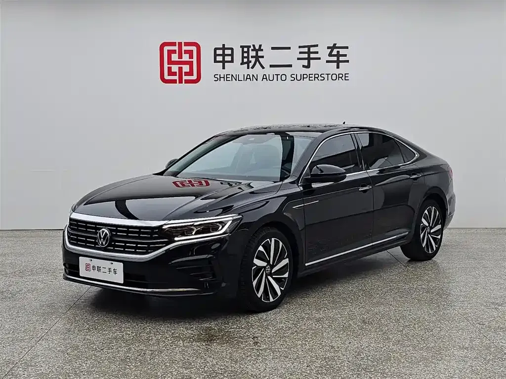 Volkswagen Passat — фото 1