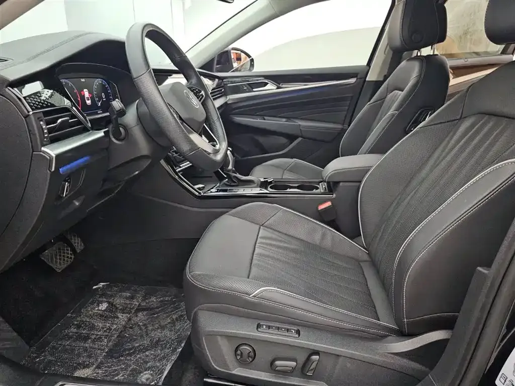 Volkswagen Passat — фото 4