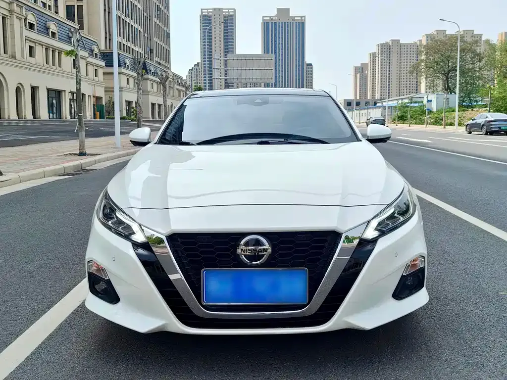 Nissan Teana — фото 10