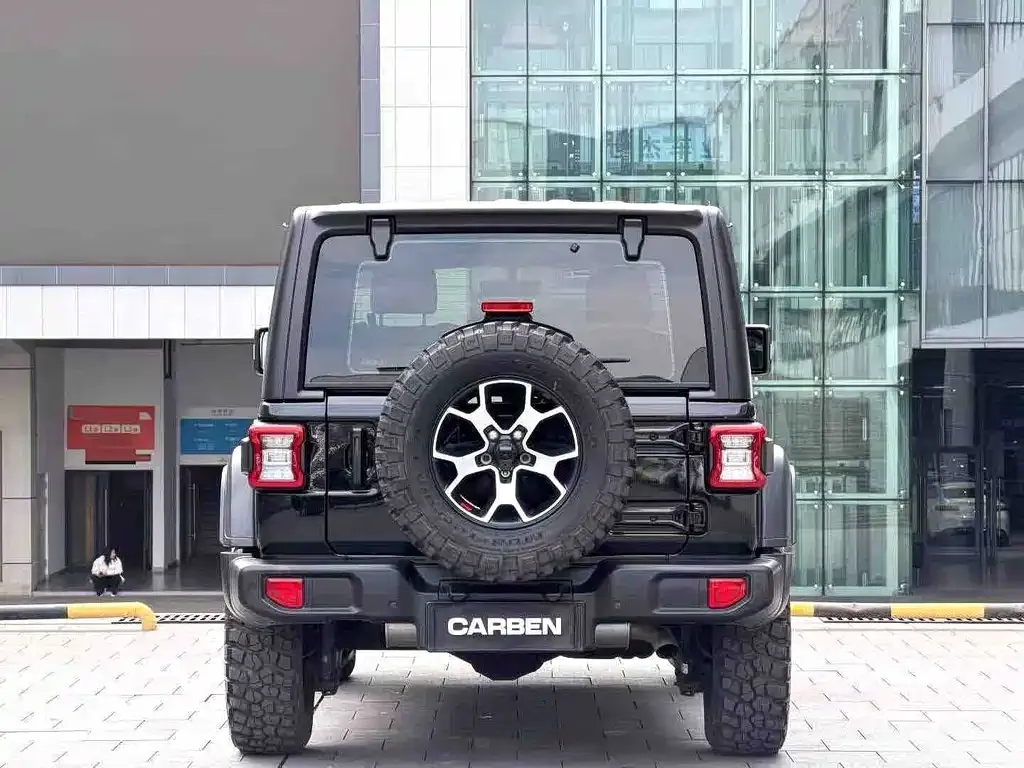 Jeep Wrangler — фото 2