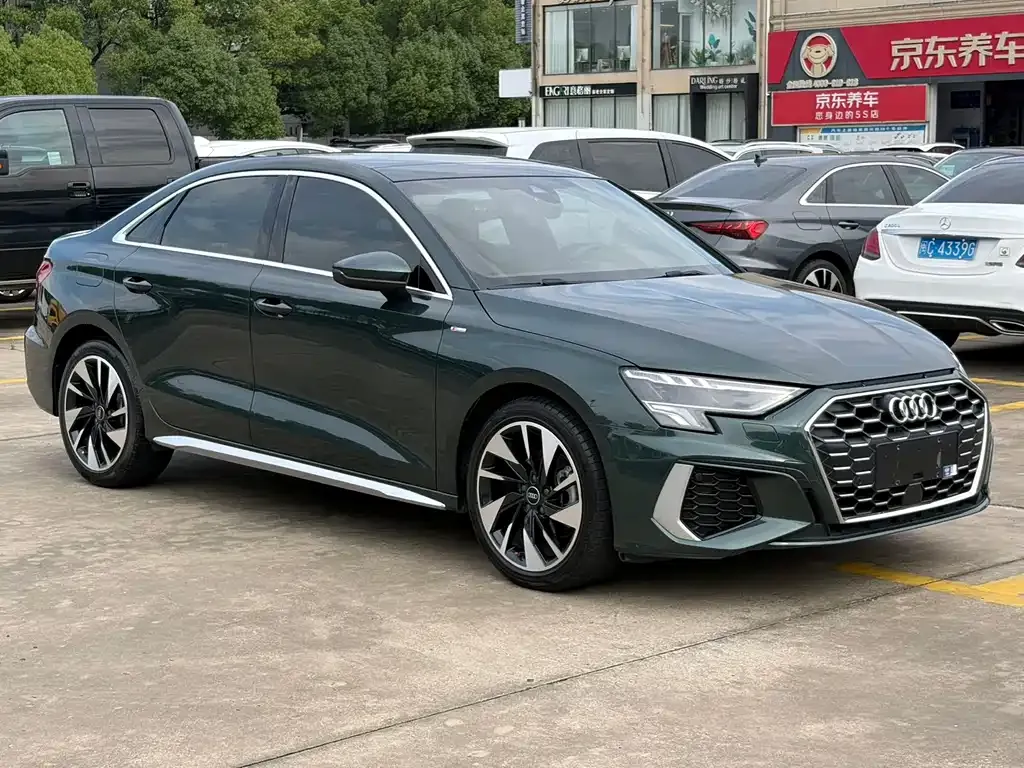 Audi A3 — фото 9