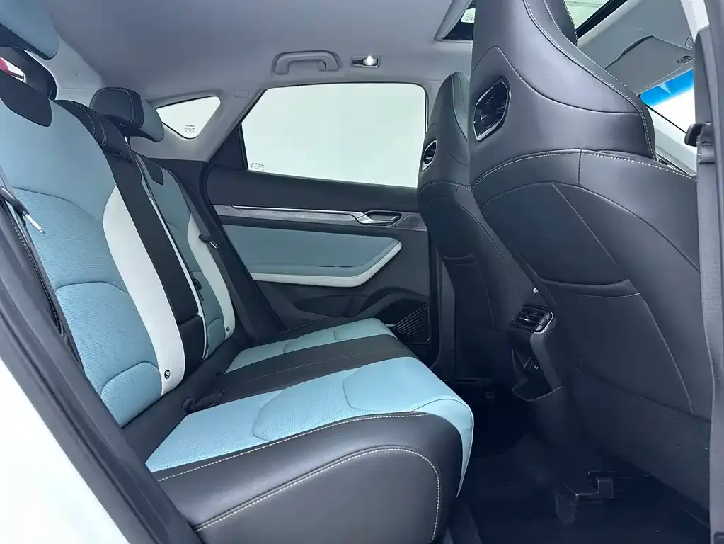 Geely Emgrand S 2022 из CN, фото 8