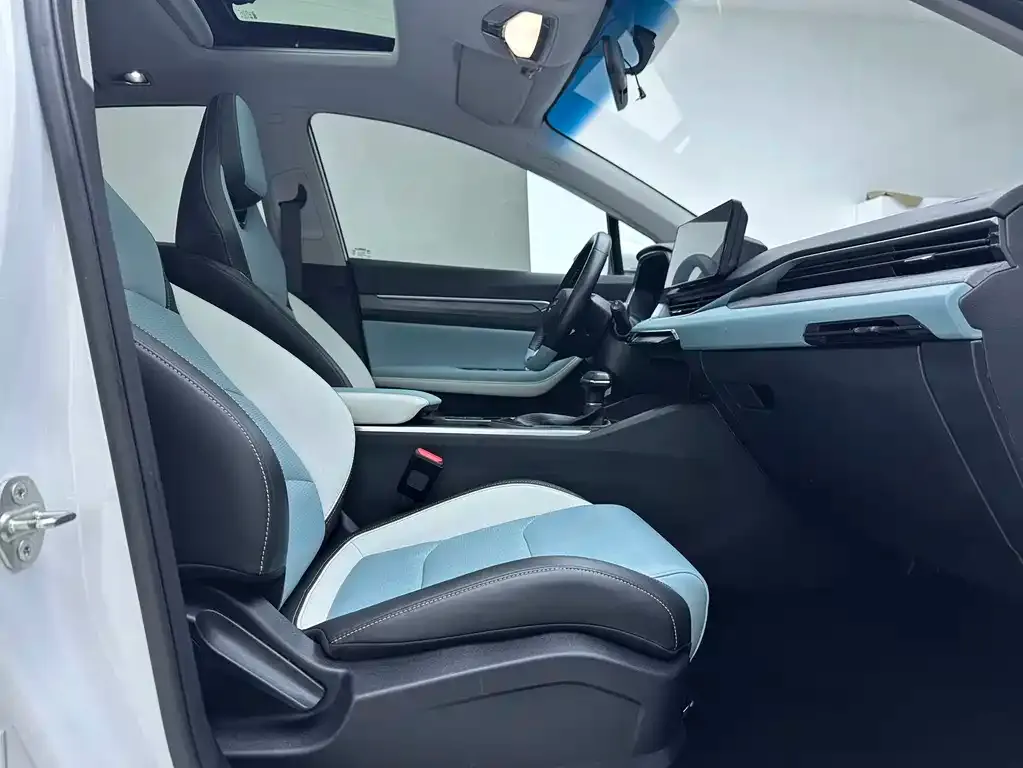 Geely Emgrand S 2022 из CN, фото 10