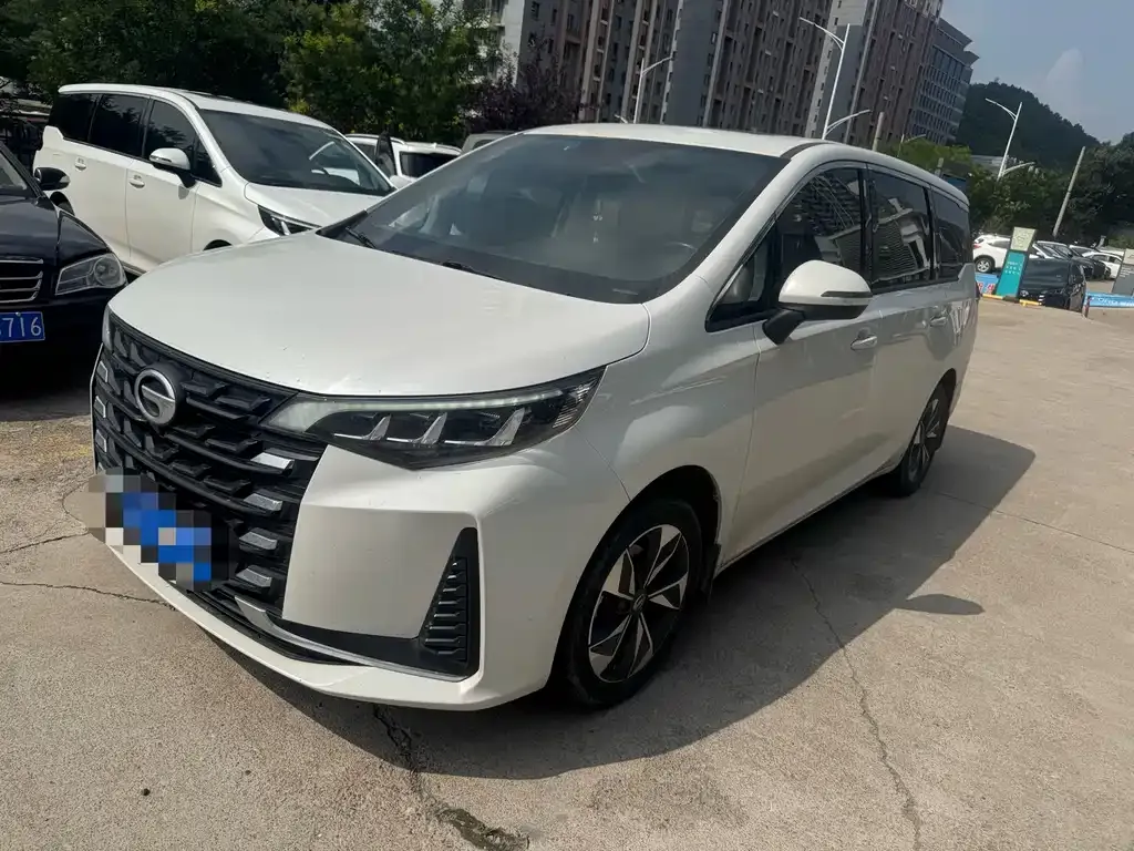 GAC Motor Trumpchi M6 — фото 1