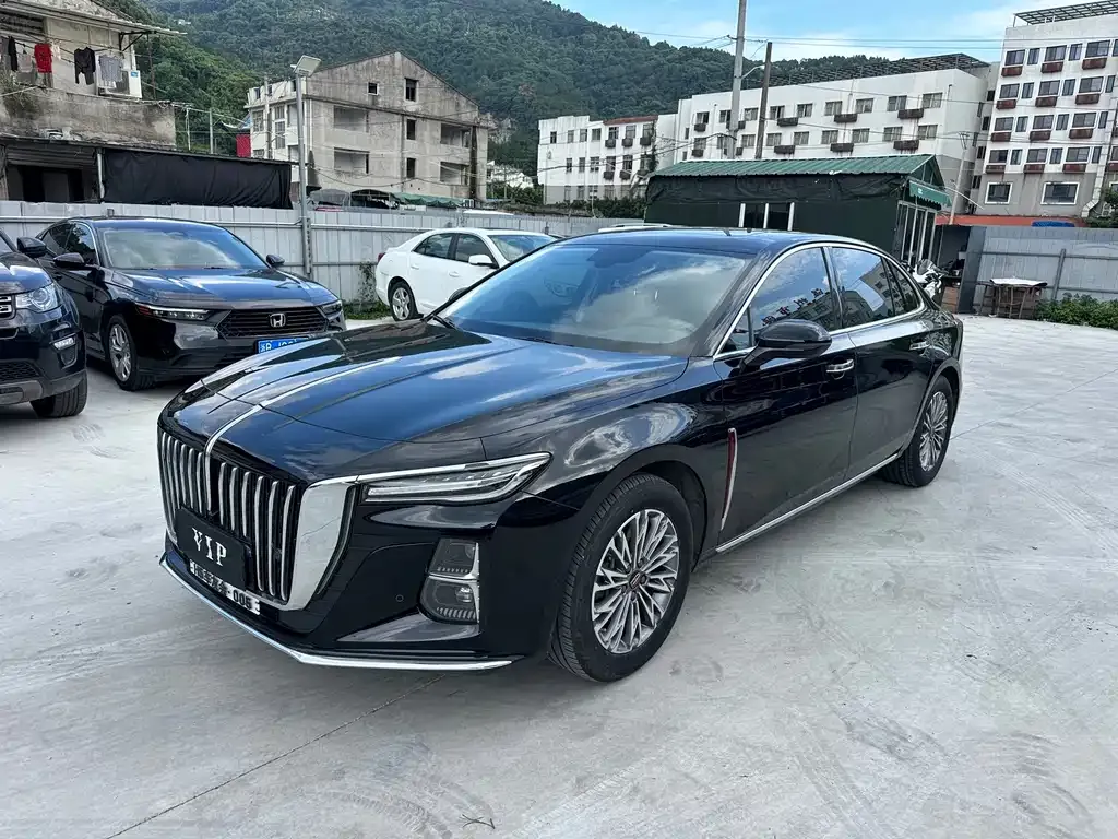 Hongqi H5 — фото 1