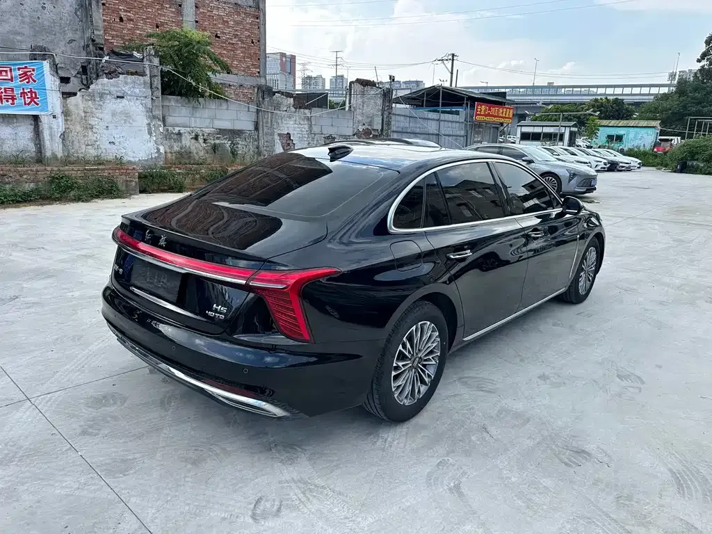 Hongqi H5 — фото 2