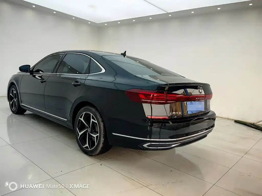 Volkswagen Passat — фото 7