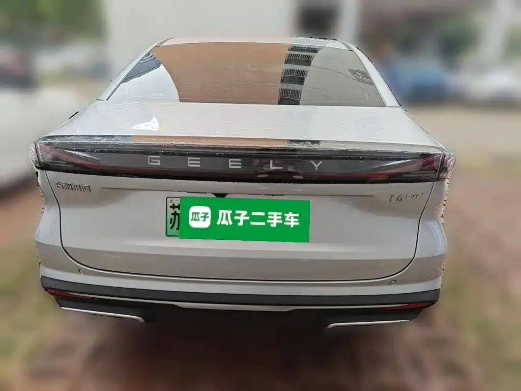 Geely Galaxy L6 — фото 10