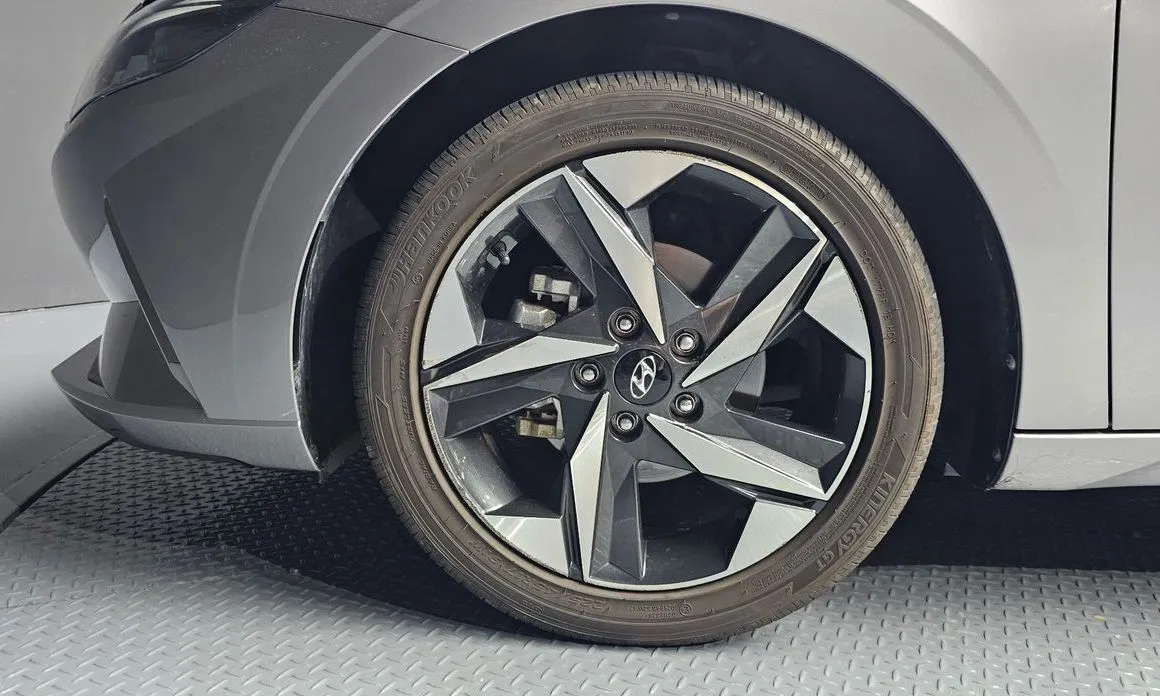 Hyundai AVANTE — фото 8
