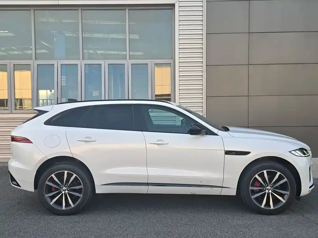 Jaguar F-PACE 2024 из CN, фото 10