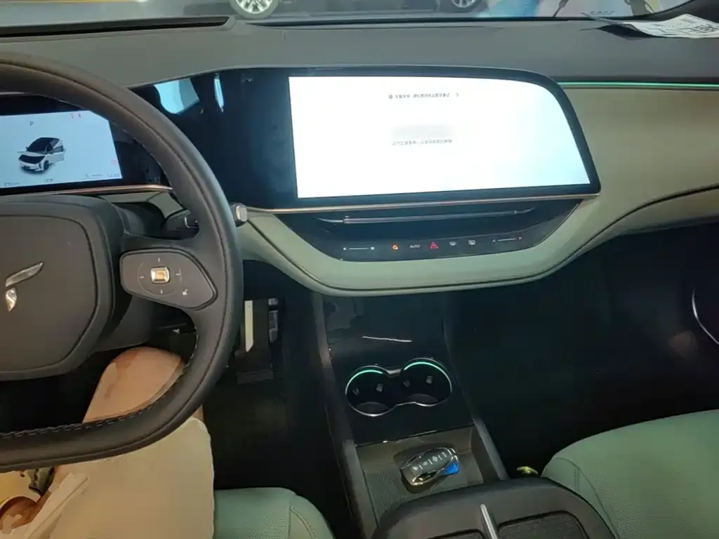 Hongqi EH7 2026 из CN, фото 2