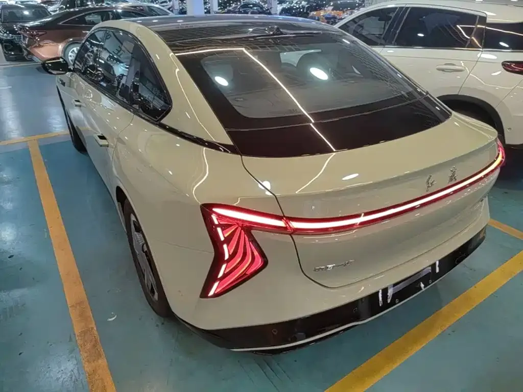 Hongqi EH7 2026 из CN, фото 7