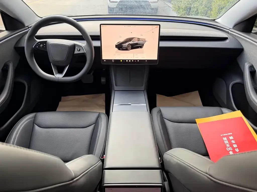 Tesla Model 3 — фото 3
