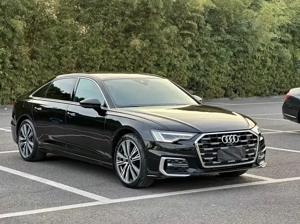 Audi A6L — фото 9