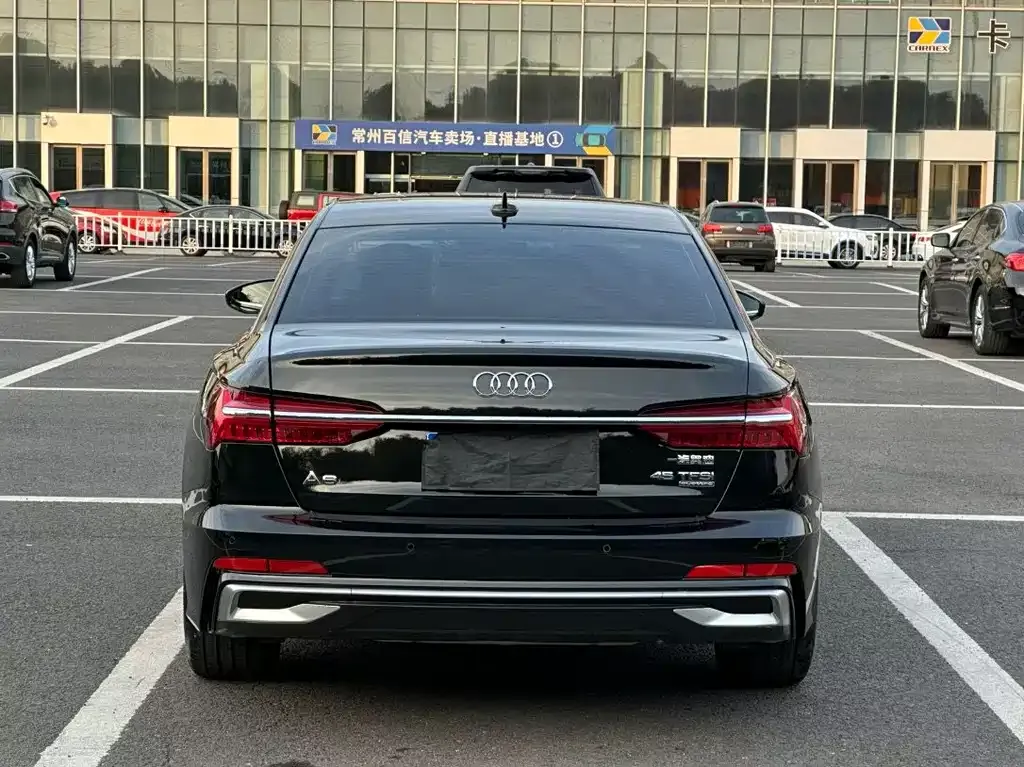 Audi A6L — фото 5