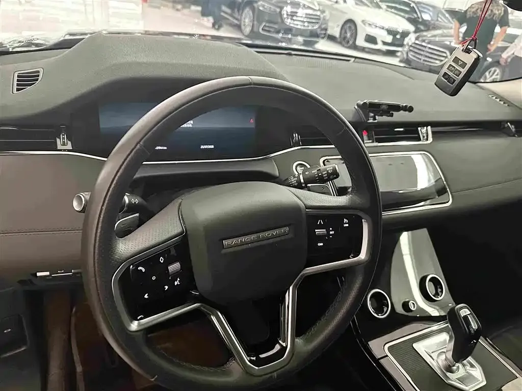 Land Rover Evoque — фото 3