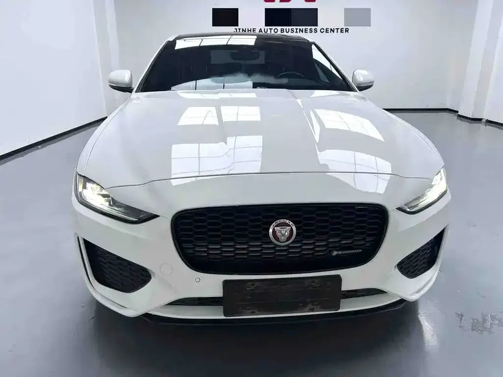 Jaguar XEL — фото 9