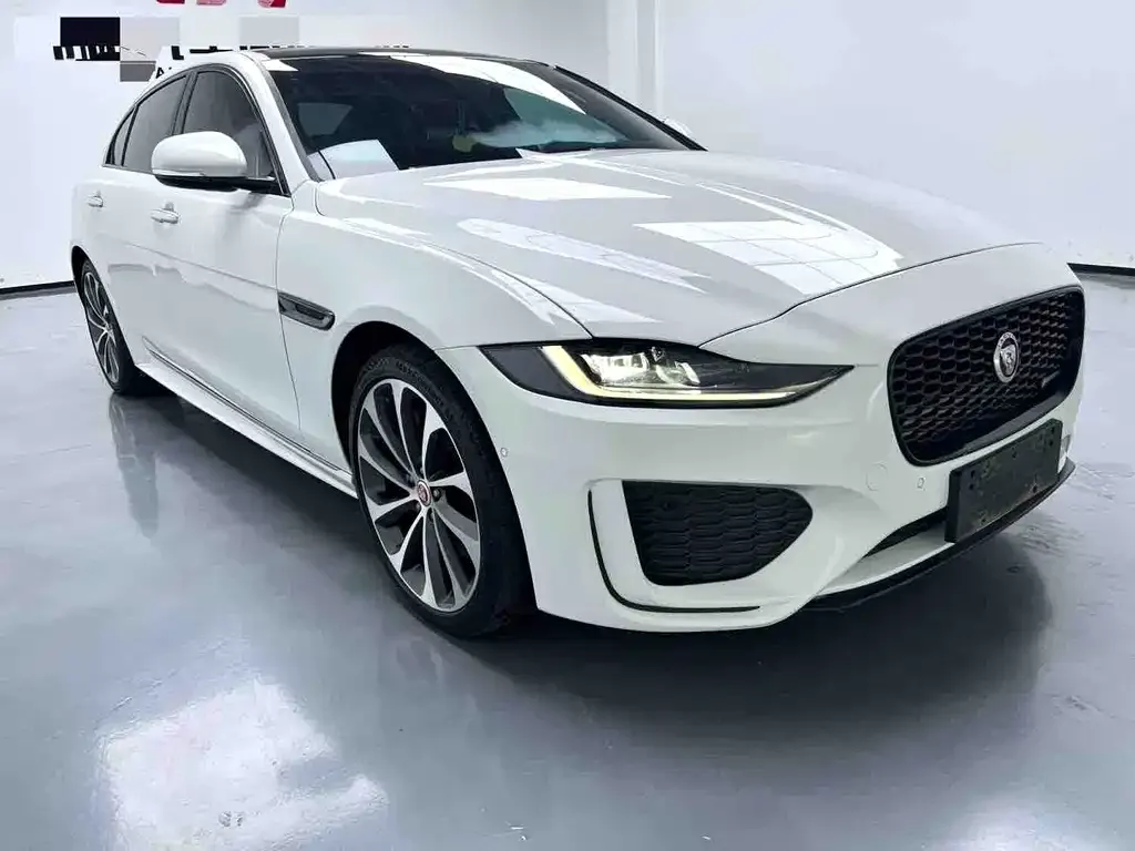Jaguar XEL — фото 4