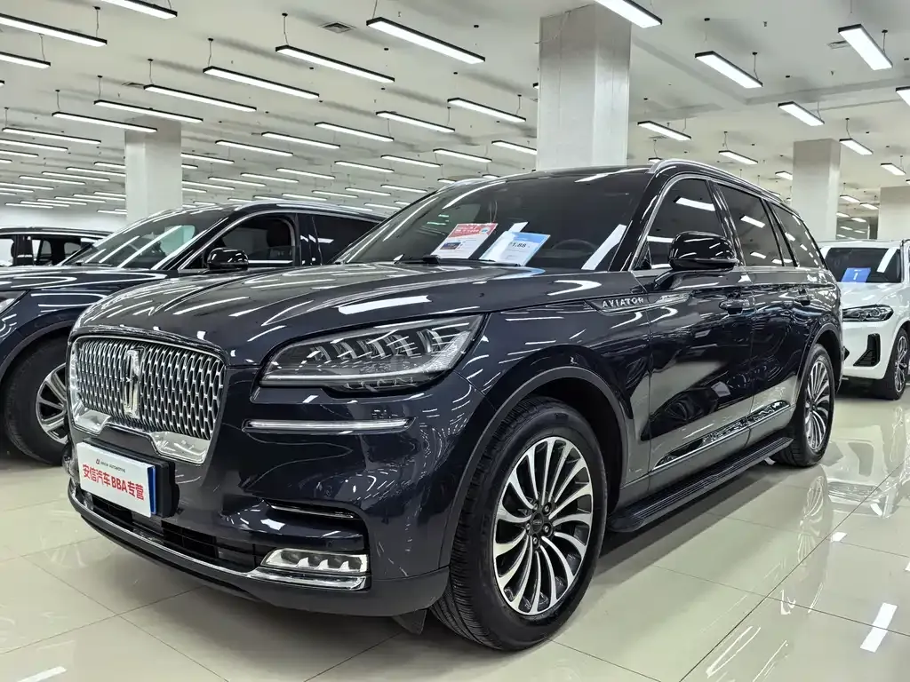Lincoln Aviator — фото 1