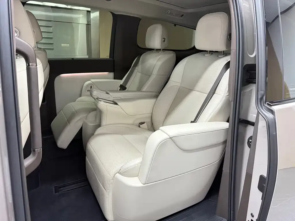 Li Auto MEGA 2024 из CN, фото 3